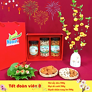 Hộp quà tết từ hạt dinh dưỡng Nunuts, quà tết trao tay, yêu thương gắn kết.