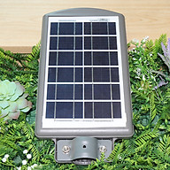 Bộ 2 Đèn Pha Năng Lượng Mặt Trời 10W Cảm Biến Bật Tắt Tự Động