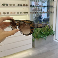 Kính mát chính hãng FENDI FF0031S 7YQ/CC