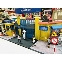 PHỤ KIỆN MÔ HÌNH DIY - THẾ GIỚI TÍ HON - TƯỢNG CẬU BÉ BÁN VÉ SỐ - CBS