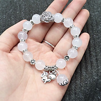 Vòng tay phong thủy đá Mã Não Trắng 10 ly mix charm
