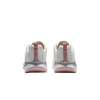 Giày thể thao nữ Skechers ULTRA GROOVE - 149019