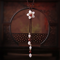 Vòng cổ thạch anh trắng hông hoa đào dáng dài VC089