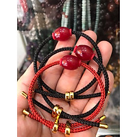 CHIẾC VÒNG TAY MẮN MẮN LU THỐNG ĐỎ ĐỎ ĐẬM TRÒN HẠT TO ĐẬM ĐẸP CHẤT LIỆU ĐÁ MÃ NÃO DÂY ĐỎ DÂY ĐEN CÓ KHOEN MỚI CHỈNH THEO TAY HỢP MỆNH HỎA MỆNH THỔ Ạ
