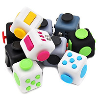 Fidget Cube Quà tặng Kì Diệu giảm stress màu ngẫu nhiên (tặng 02 Xúc Xắc Xí Ngầu)