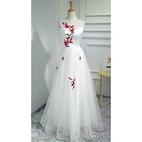 Đầm dự tiệc mặc cưới hoa thêu TRIPBLE T DRESS - size M/L (kèm ảnh/video thật) MS154Y