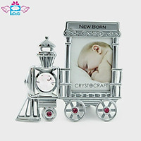 Khung Hình Mạ Chrome Cho Bé