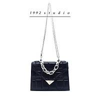 Túi xách nữ / 1992 s t u d i o/ GRACE BAG/ túi da chần lạ mắt phối xích