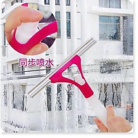 Cây lau có xịt nước
