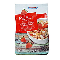 Ngũ cốc dâu & sữa chua Bruggen Musli Crunchy gói 500gr