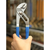Kìm mỏ quạ đa năng 12/300mm chính hãng C-Mart B0006-12