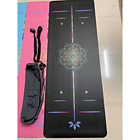 Thảm tập Yoga định tuyến NICEGOOD PU cao cấp – Đen họa tiết vàng ( tặng kèm túi đựng + đai buộc)
