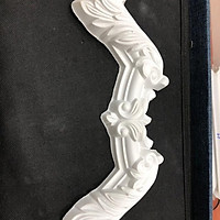 Phù điêu nhựa hoa văn nối góc cho chỉ nhựa bản rộng 4cm/K màu trắng