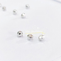 Hạt charm bi phay bạc nõn 3li_ Van jw( mix với chỉ đỏ, vòng đá phong thủy)