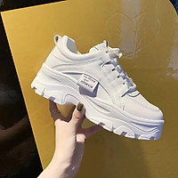 Giày Sneaker nữ độn đế đẹp tem chữ mẫu mới năm 2021 h56
