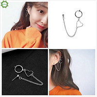 Khuyên kẹp tai hình trái tim cá tính bằng thép y tế k gỉ