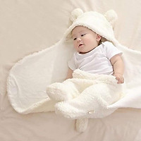 Super warm, soft and smooth fleece blanket for newborn babies, high quality products