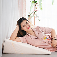 Gối Chống Trào Ngược Dạ Dày Người Lớn EMA KT 65x60x18 Cm giúp giảm trào ngược, viêm họng, đắng, chua miệng, nuốt vướng, khán tiếng, mất tiếng, ho đêm, khó thở khi nằm, suy giãn tĩnh mạch chi dưới