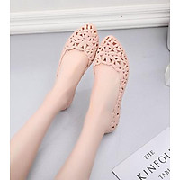 Giày nhựa đi mưa, giày bệt đế bằng chống trơn trượt màu đen, kem size 36 đến 40 V176
