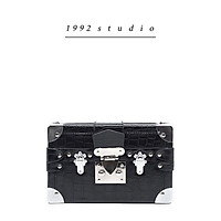 Túi xách nam nữ 1992 s t u d i o/ CRIS BAG/ màu đen phom hộp cá tính