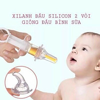 Xi lanh bón sữa bón thuốc cho bé