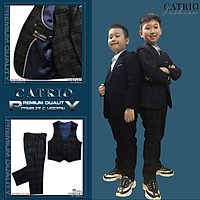 BỘ VEST BÉ TRAI CATRIO PCT18946/17 là bộ complet & veston trẻ em CATRIO từ 8 tuổi (29kg) đến 12 tuổi(50kg) thuộc BST quần áo trẻ em CATRIO cho tiệc cưới, lễ tết, sinh nhật, tốt nghiệp