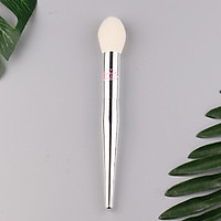 Cọ trang điểm Má Hồng IT Blush Brush