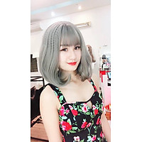 Tóc giả nguyên đầu cup ngắn kiểu Hàn Quốc siêu xinh có rãnh da đầu. Chịu nhiệt tốt, có thể bấm, uốn, duỗi, gội. Giống tóc thật 100%. Kèm theo lưới và lược - Xám khói