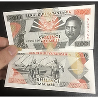 Tiền Tanzania 200 shillings mới cứng, tặng bao nilong bảo quản tiền