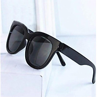 Mắt kính râm chữ V hàn quốc sang chảnh gọng kính mát nam nữ phong cách unisex AH126