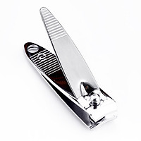 Bấm móng tay inox không gỉ đem theo tiện lợi