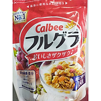 Ngũ Cốc Trái Cây Calbee 180g - Nhập Khẩu Của Nhật Bản ( Hàng Chính Hãng )