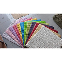 Tấm xốp dán tường giả gạch 3d kích thước 70x77cm