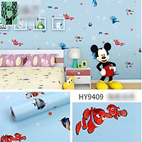 Cuộn 5m dài Decal Giấy dán tường 45cm rộng có sẵn keo MICKEY CÁ NEMO ( tặng 1 miết gạt to )