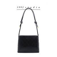 Túi xách nữ / 1992 s t u d i o/ ALAN BAG/ túi size trung màu đen dây rút tuỳ chỉnh độ dài dây, đơn giản, tiện dụng
