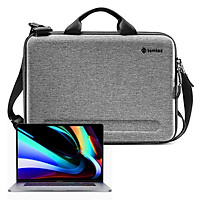 TÚI ĐEO CHÉO CHỐNG VA ĐẬP TOMTOC (USA) EVA FOR MACBOOK PRO 15″/MACBOOK 16″ GRAY A25-E01G