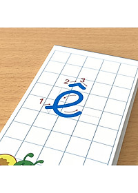 Sách Tập Đánh Vần Tập Học Chữ Tiếng Việt Tặng Kèm Thẻ Flashcard Thông Minh