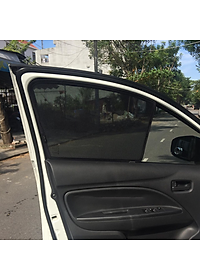 Rèm che nắng hít nam châm dành cho xe Mitsubishi (Loại 1)