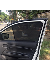 Rèm che nắng hít nam châm dành cho xe Mitsubishi (Loại 1)