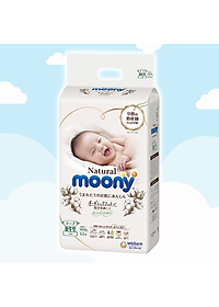 Combo 2 Bỉm - Tã dán Moony Natural size Newborn 63 miếng (Cho bé ~ 5kg)