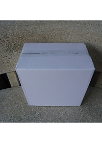 Một Thùng 10 Vỉ nhựa Sàn 12 Nan - Màu Nâu Vàng