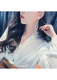 Bông tai đá dáng dài mắt phượng ấn tượng