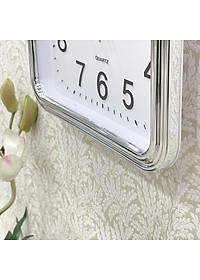 Đồng hồ Rhythm CMG466NR19 Kt 25.0 x 25.0 x 4.5cm, 500g Vỏ nhựa. Dùng Pin.