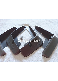 Bộ 4 chắn bùn theo xe dành cho Mitsubishi Xpander 2018-2022 kèm ốc vít