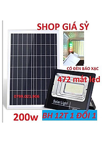 Đèn led pha năng lượng mặt trời 100w 200w 300w có đèn báo dung lượng