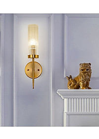 Đèn tường EORUT kiểu dáng sang trọng, tinh tế.