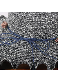 Nón Nữ rộng vành đi biển