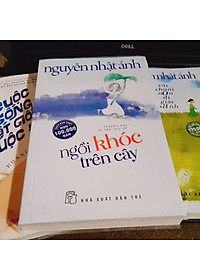 Combo Truyện Nguyễn Nhật Ánh: Con Chó Nhỏ Mang Giỏ Hoa Hồng + Ngồi Khóc Trên Cây (Bộ 2 Cuốn Truyện Dài Được Tìm Đọc Nhiều Nhất - Tặng Kèm Bookmark Happy Life)