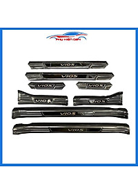 Bộ nẹp bước chân trong ngoài vân Cacbon xe Vios 2019-2020 chống trầy làm đẹp ô tô