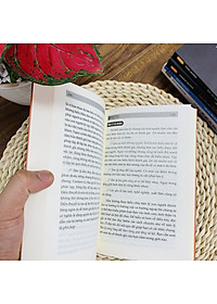 Sách Nghệ Thuật Hùng Biện: Cách Thức Làm Chủ Mọi Sân Khấu